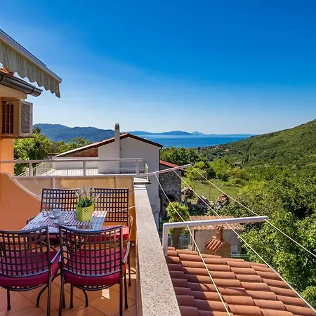 1 Bedroom Beautiful In