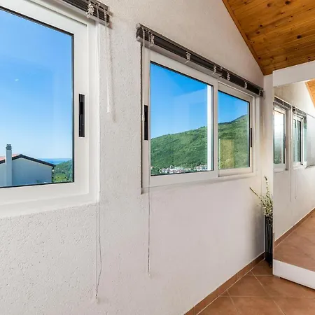 Apartment 1 Bedroom Beautiful In Brsec