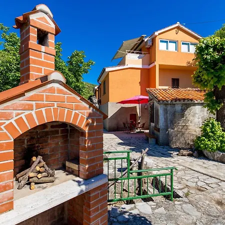 Appartamento 1 Bedroom Beautiful In Brseč
